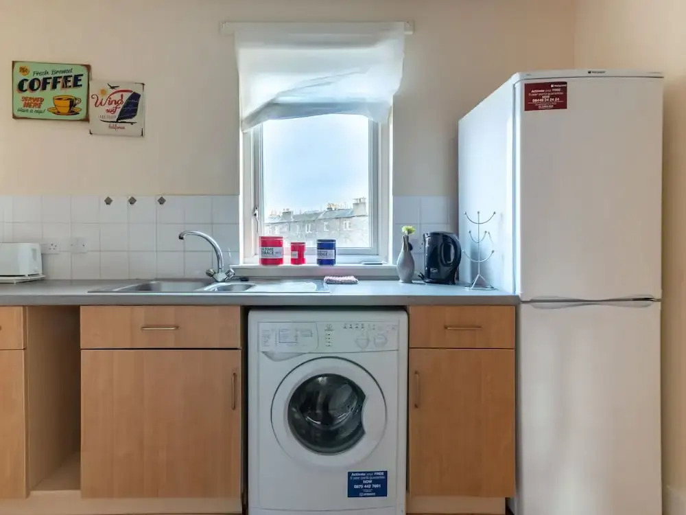 Elegant Apartment in Edinburgh near River Almond