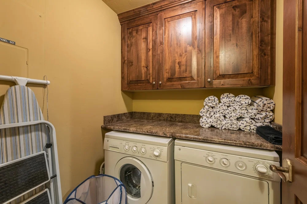 Silver Strike Lodge #203 - 2 Bed