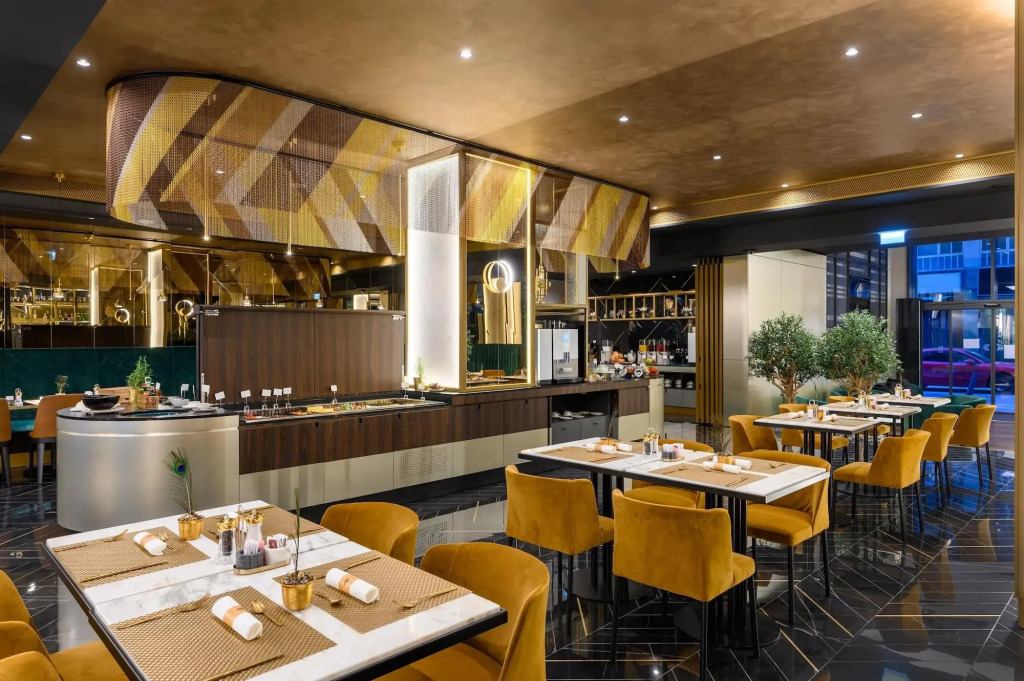 Emerald Downtown Luxury Suites by Continental Group