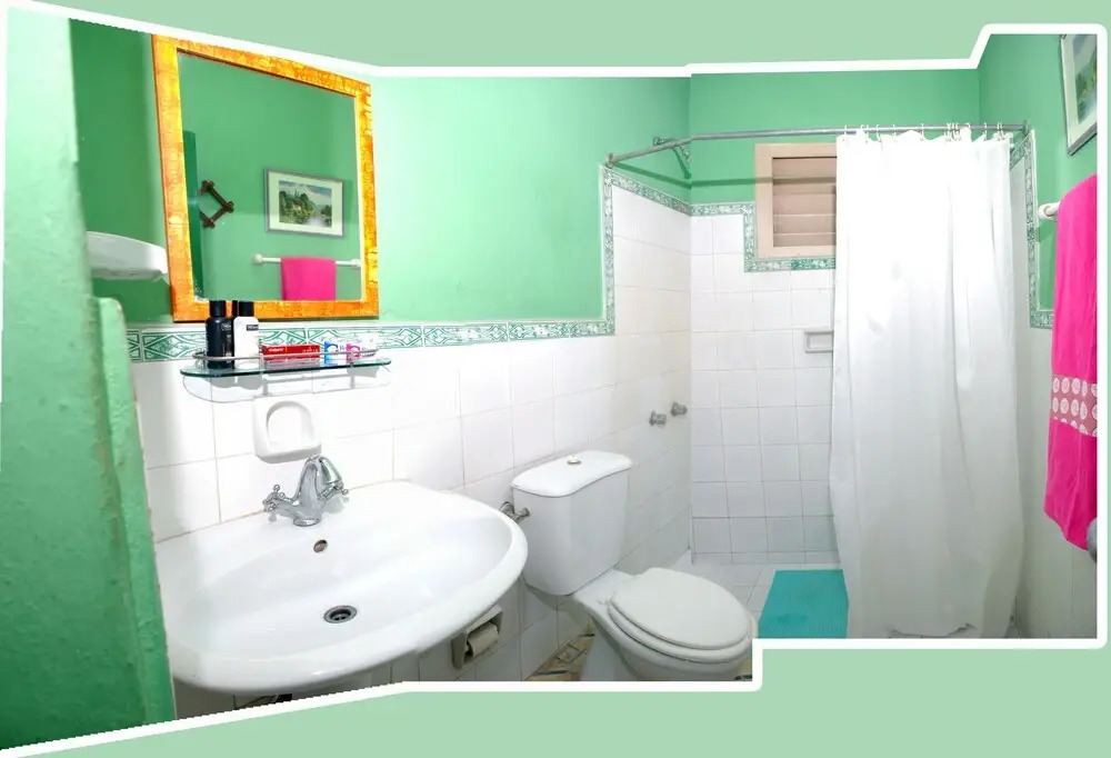 Hostal Aptofive