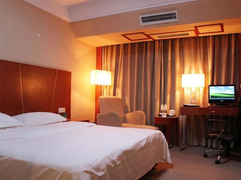 Pingmenlou Hotel (Suzhou Railway Station North Temple Tower)(平门楼宾馆(苏州火车站拙政园店))