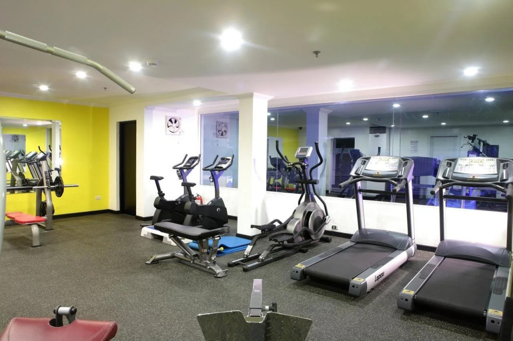Queens Hotel by BON Hotels