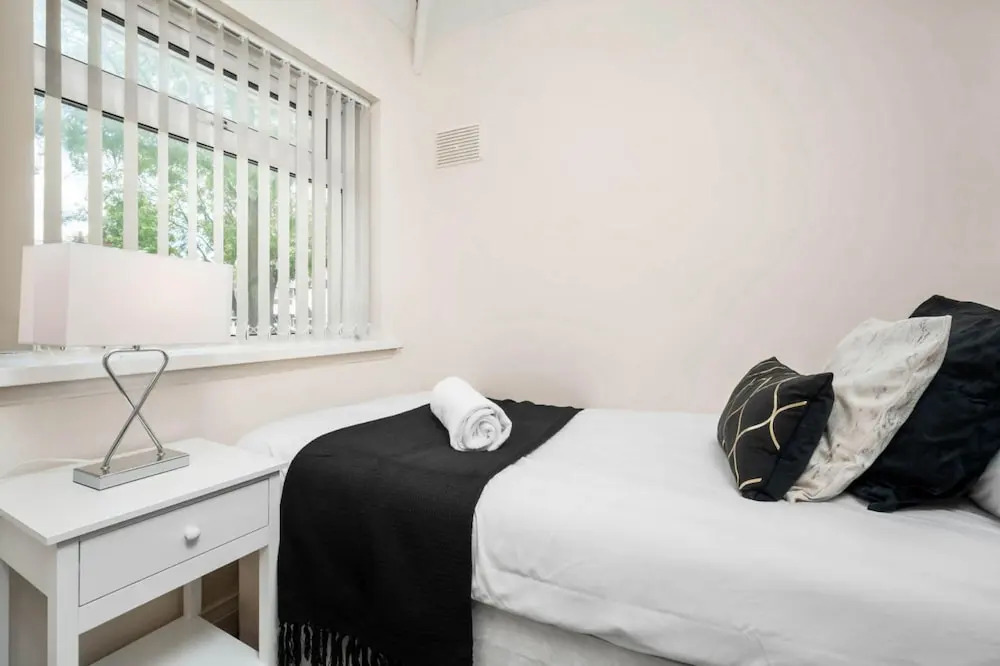 Luxury House Near Solihull(No Front Desk Please Contact The Property 5 Days In Advance)