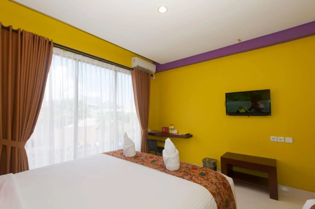 ZEN Rooms Kuta Puri Demak