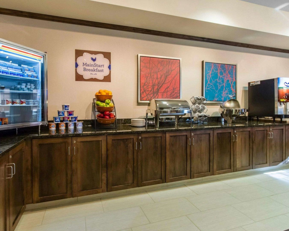 MainStay Suites Watford City - Event Center