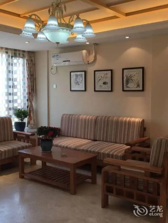 Yuetu Taihu Holiday Hotel