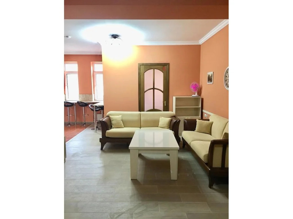 FLAT1