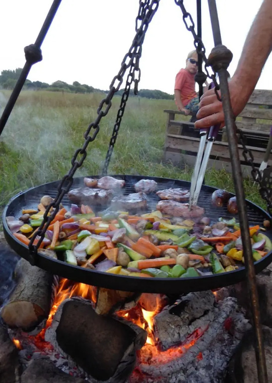Hippie Hippie Shake Bell Tent - Hang Out Zone