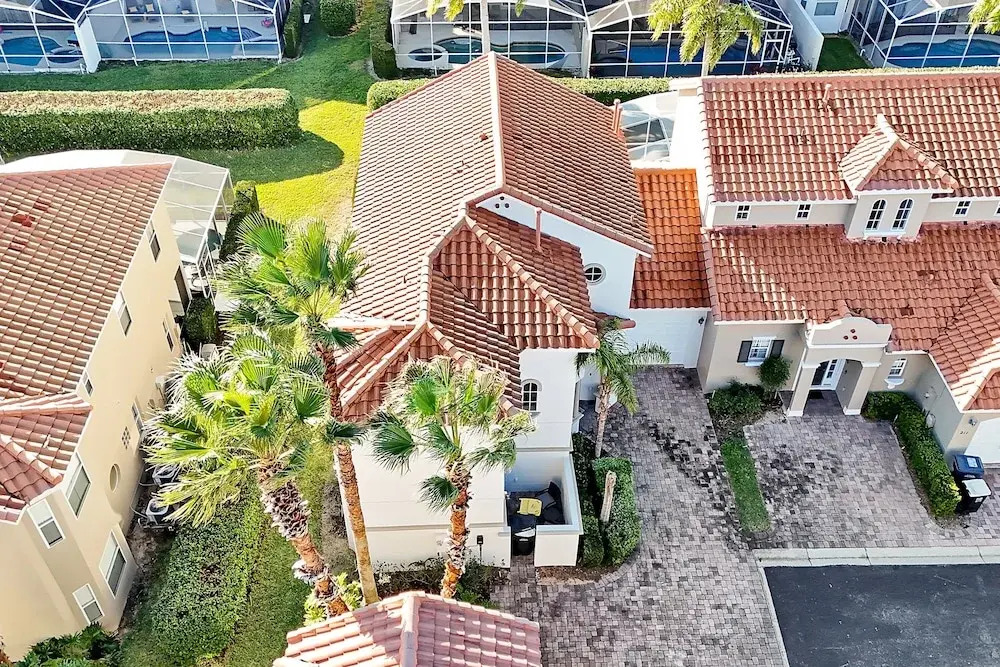 Tuscan Hills Home Private Pool, Game Room& Near Disney