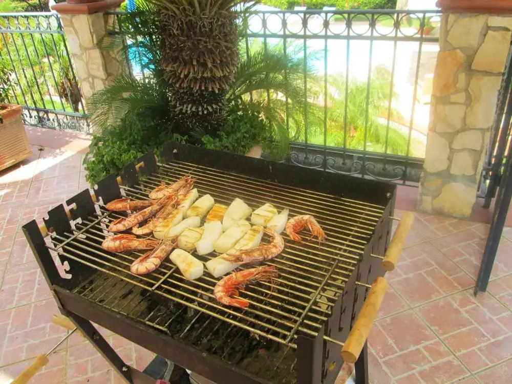 Apartment With 2 Bedrooms in Lago, With Wonderful Mountain View, Shared Pool, Enclosed Garden Near the Beach