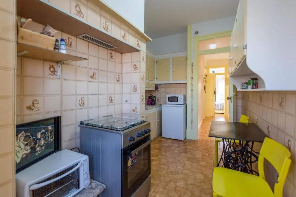 Charming flat with 2 bedrooms on Lisbon's 7th hill
