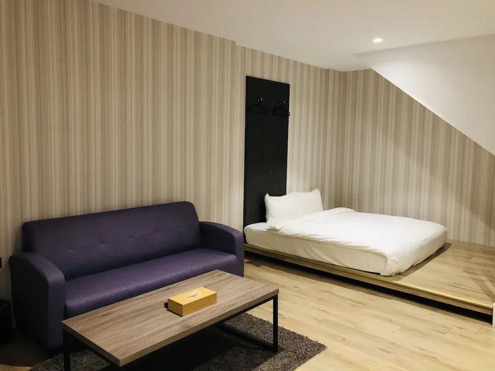 Oursea Hotel
