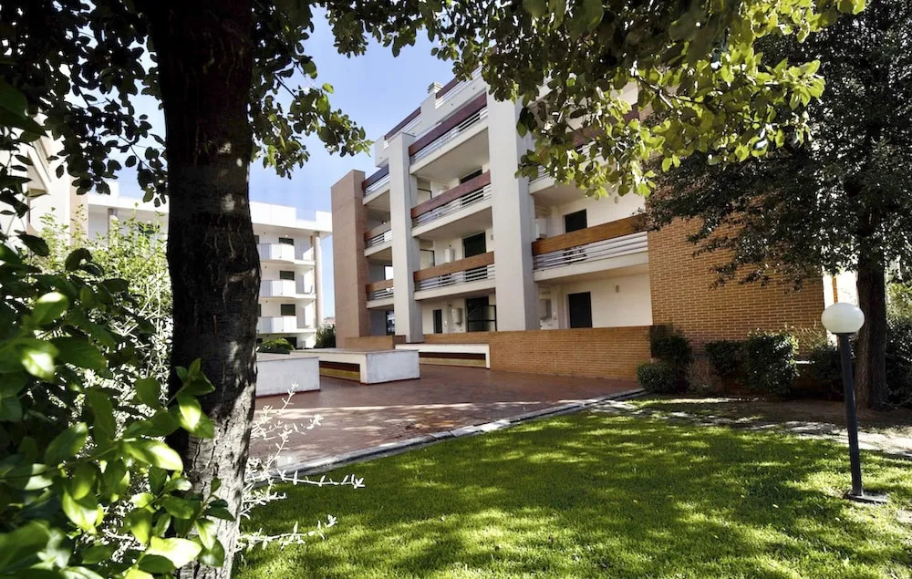 Residence with pool in San Vincenzo