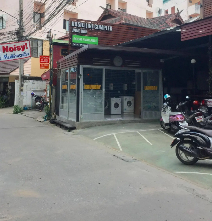 Basic Line Hotel @ Loikroh