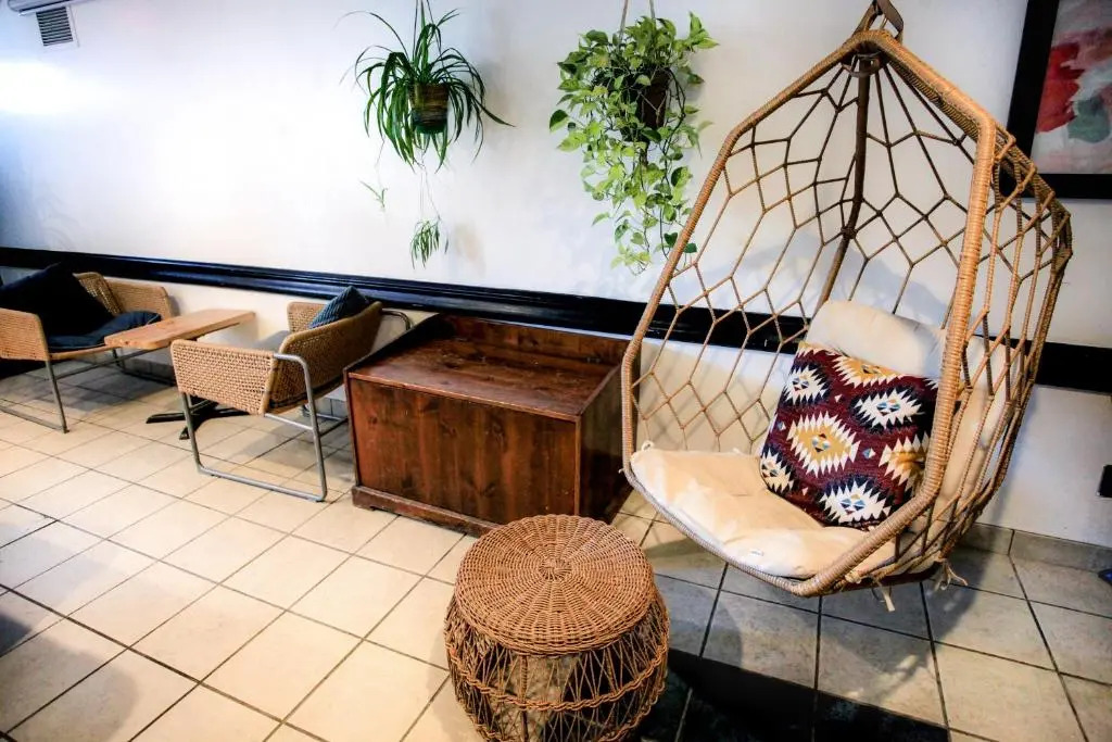 Auberge Saintlo Montréal Hostel