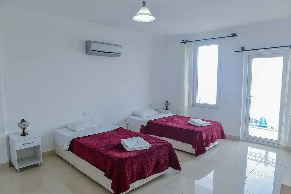 Villa Biba 1 by Lycia Collections