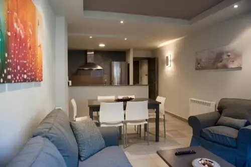 WinTuWin Apartments
