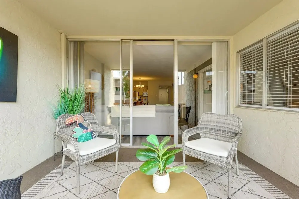Walkable Old Town Scottsdale Condo: Pool & Hot Tub