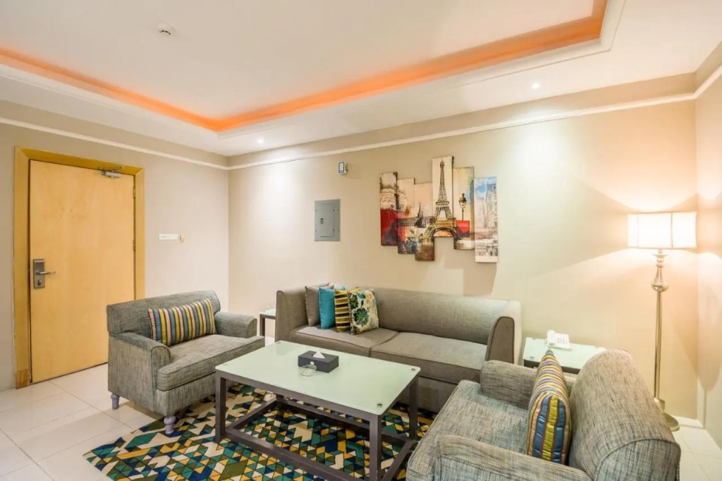 Al Muhaidb Residence Al KHOBAR - Economic