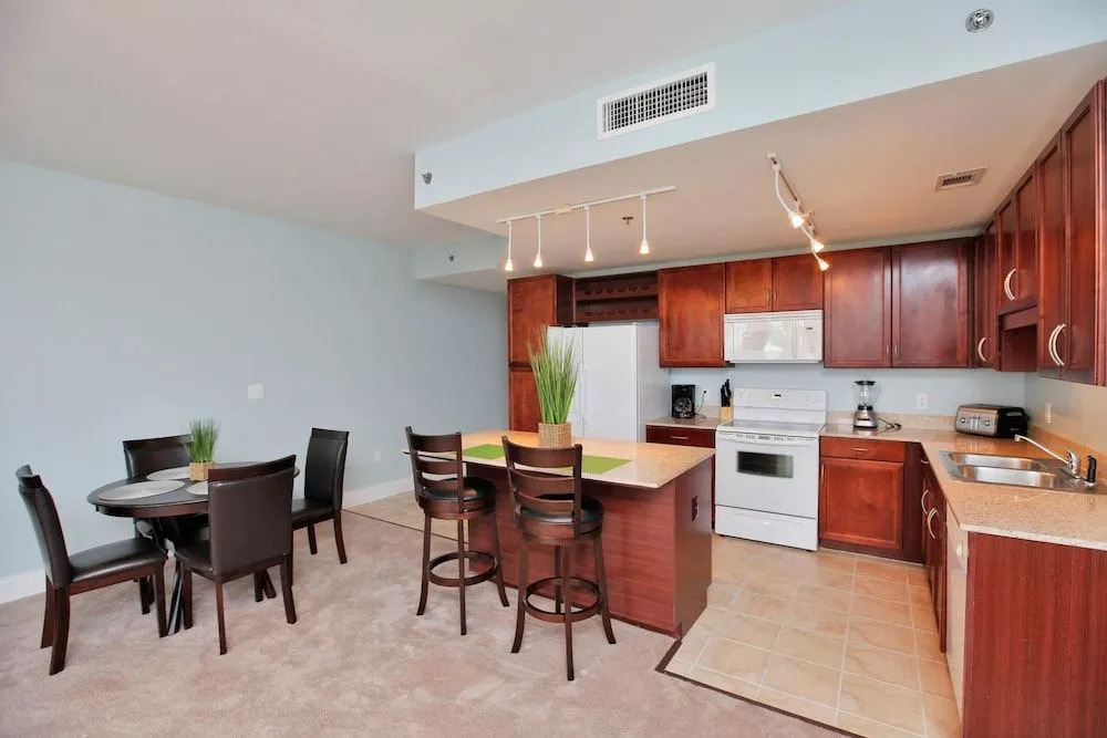 Laketown Wharf Resort by Panhandle Getaways