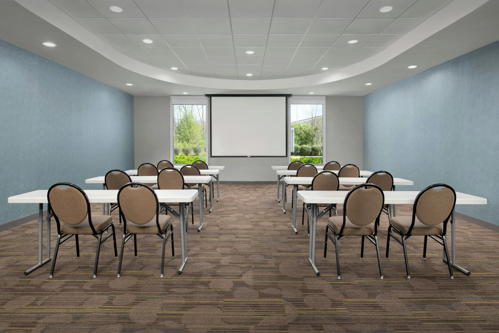Home2 Suites Nashville Airport