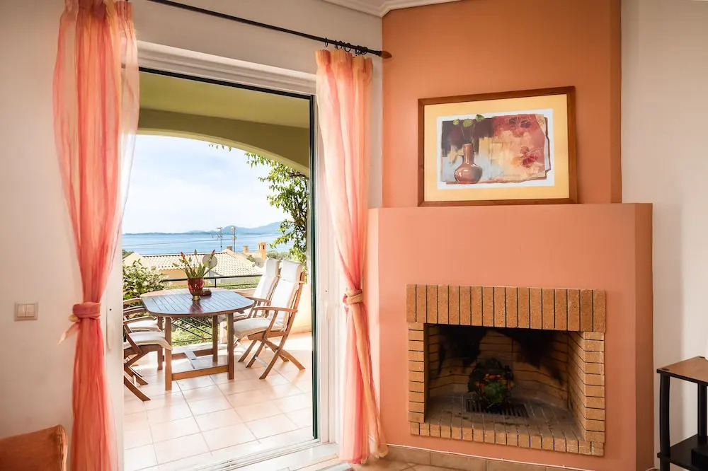 Riviera Houses Barbati