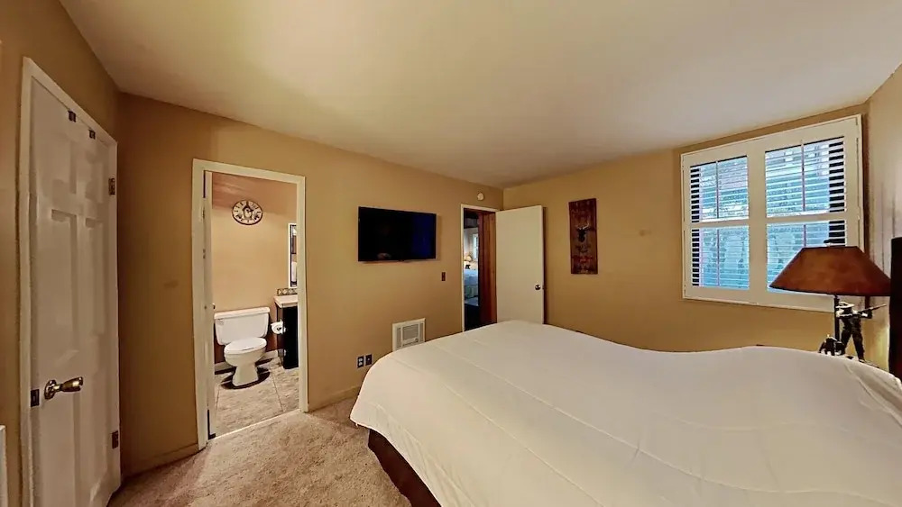 512 2 Bedroom Home