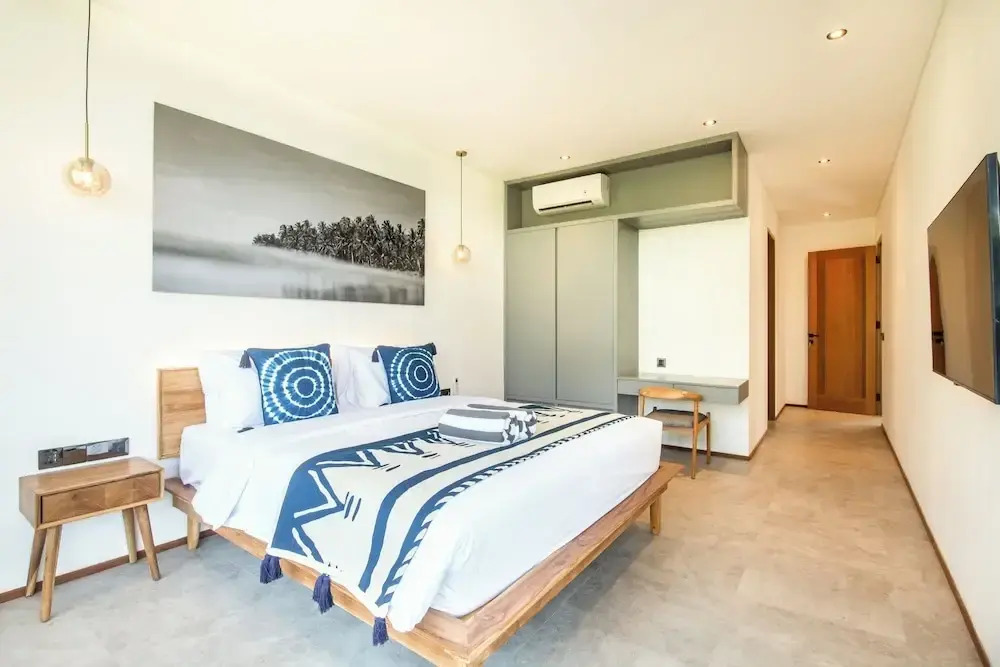 Coastal Charm: 4BR New Villa, Canggu Beach 200m
