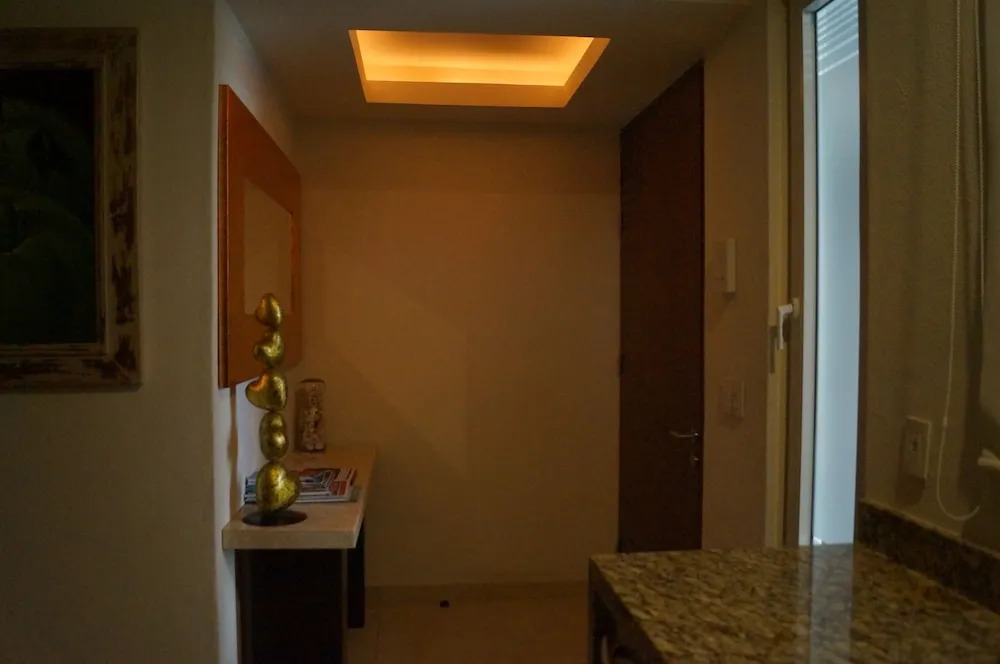 Romantic Zone V399 Studio