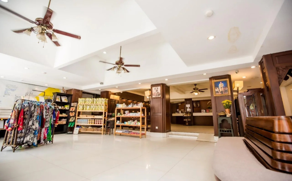 Chiang Roi 7 Days Inn