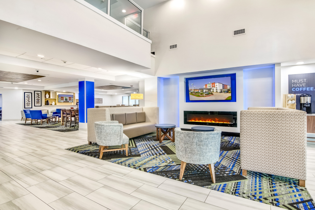 Holiday Inn Express & Suites Longview North by IHG