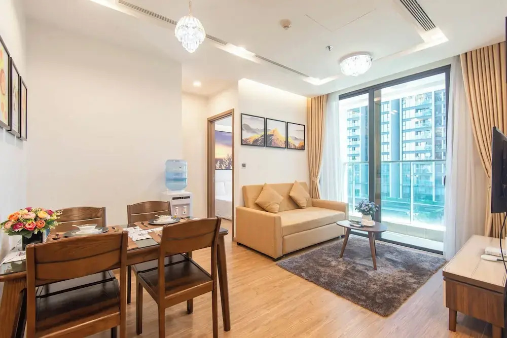 Hi-Home Suites - Vinhomes Metropolis