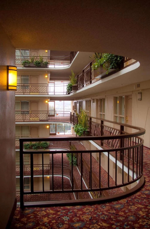 Embassy Suites by Hilton San Francisco Airport Oyster Point