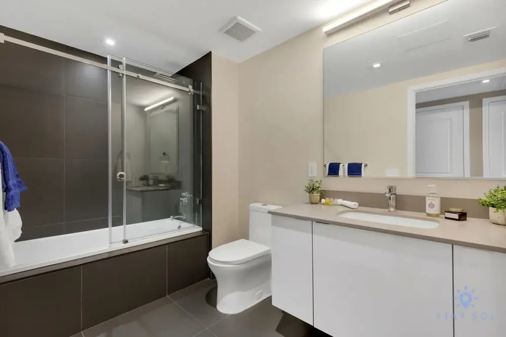 Modern Miami Gem City View Condo Free Parking
