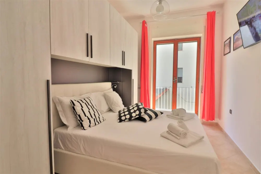 New Suite Sorrento