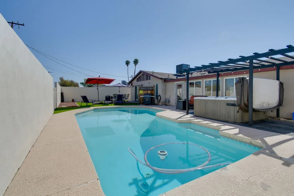 Tempe Home w/ Hot Tub Next to Papago Park