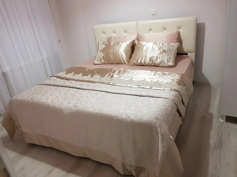 Alemara Apart