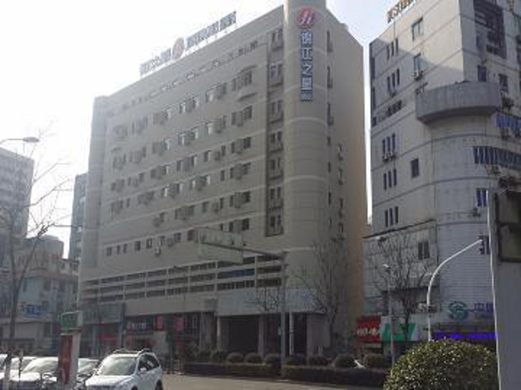 Jinjiang Inn Select Ningbo Tianqi Square Kaiming Street Branch