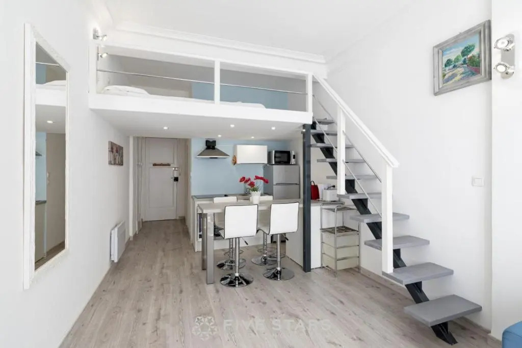 Studio Imperator Five stars holiday house