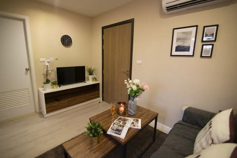 Near BK University Quiet Condo in Rama4 bkb138