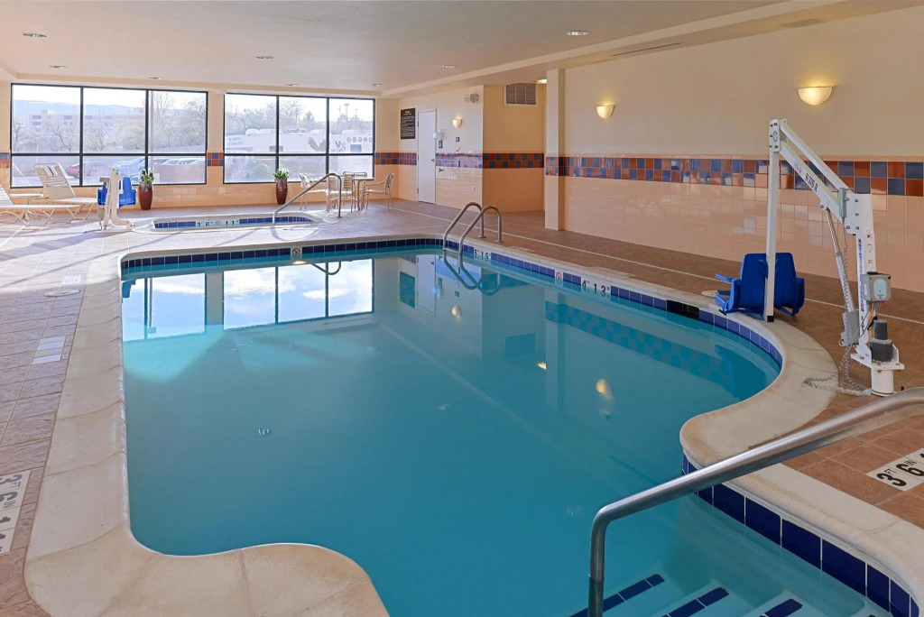 Newly Renovated-Hampton Inn & Suites Casper