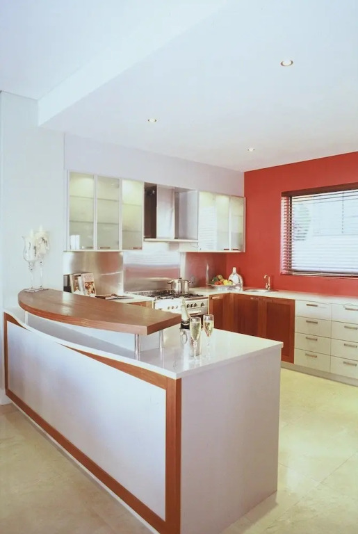 Atlantic Waves Guest House