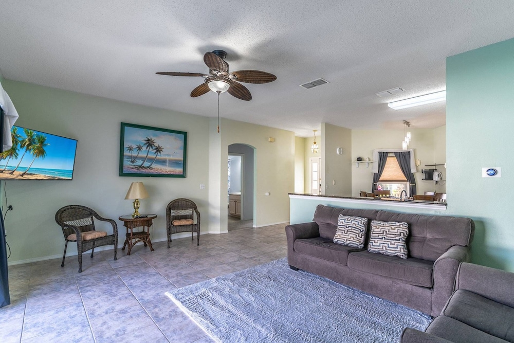 544 Fairways Lake