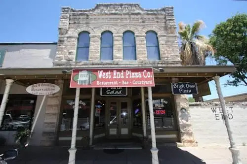 A.L. Patton Suites On Main
