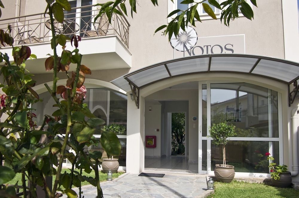 Notos Luxury Studios