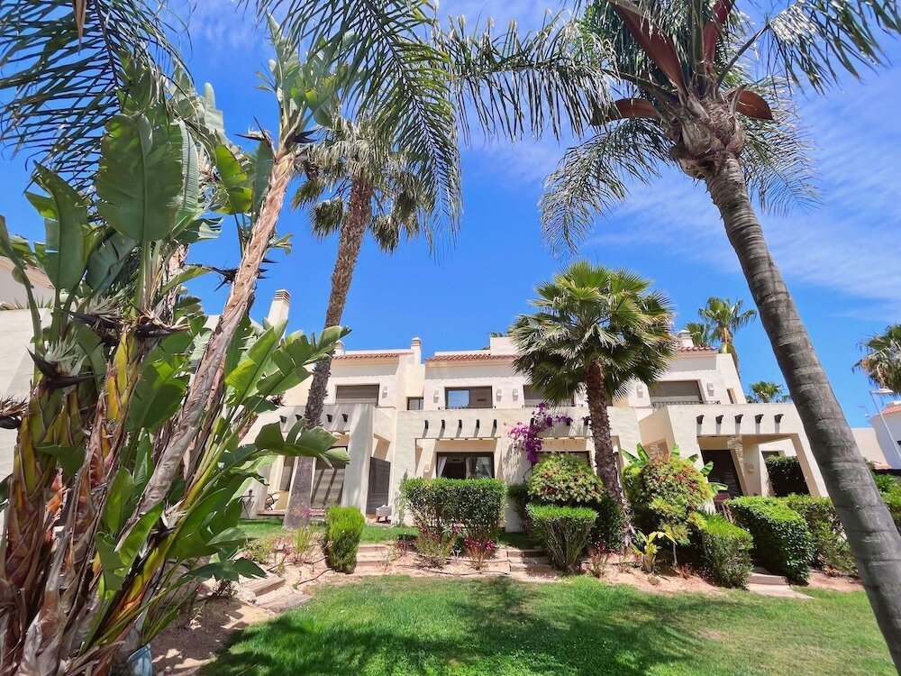 Casa Mila Roda Sleeps 4 With Pool