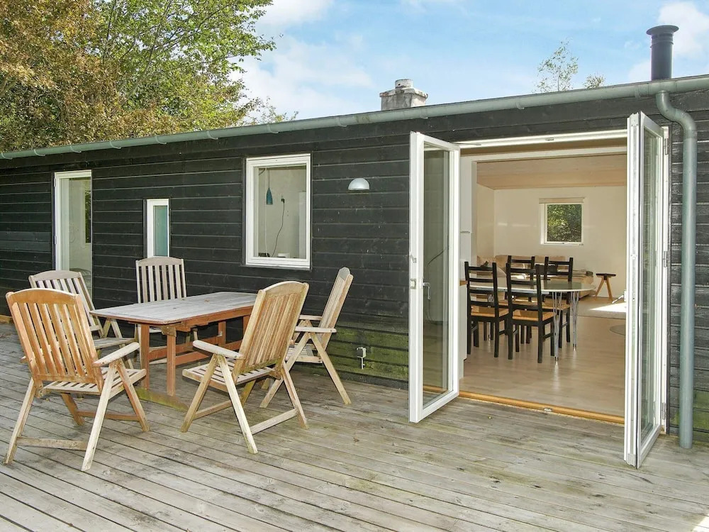 6 Person Holiday Home in Gilleleje