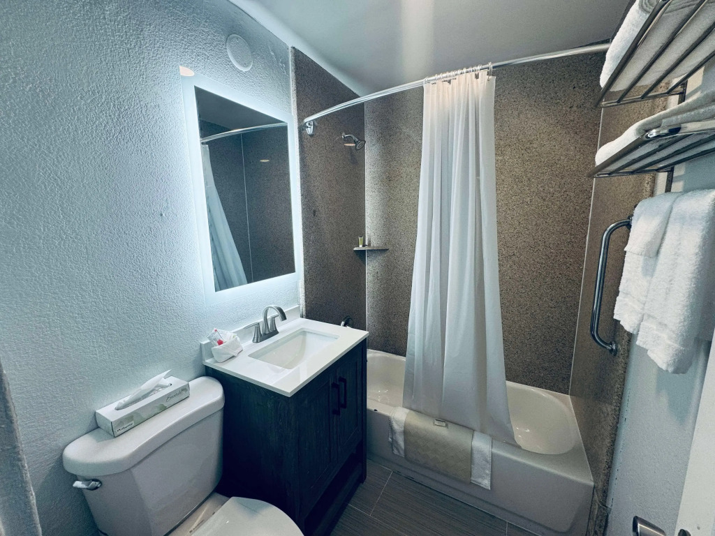 SureStay by Best Western Fresno Central