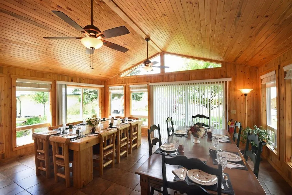 Bad Rock Bed and Breakfast Inn