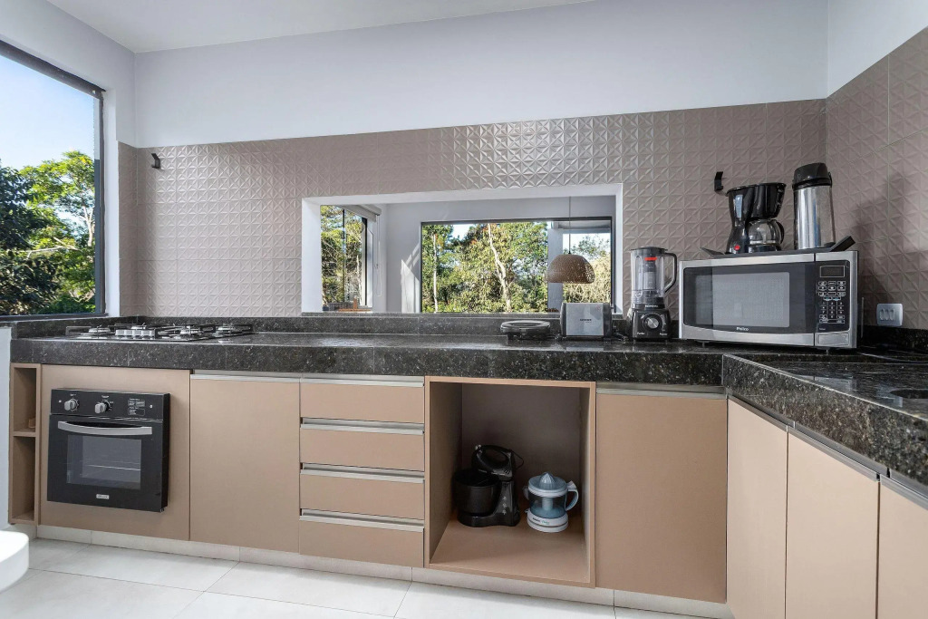 Casa Linda Em Itaipava, 4 Suítes, Sauna, A/c